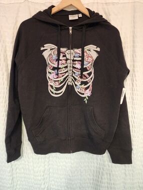 Torrid Black Zip-Up Hoodie with Floral Ribcage Graphic - Sz 00 - NWT